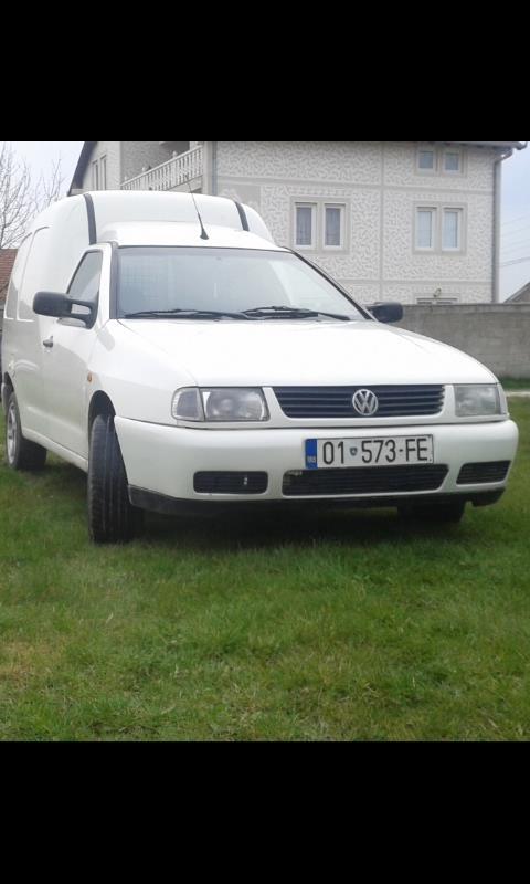 VW-Caddy--01-