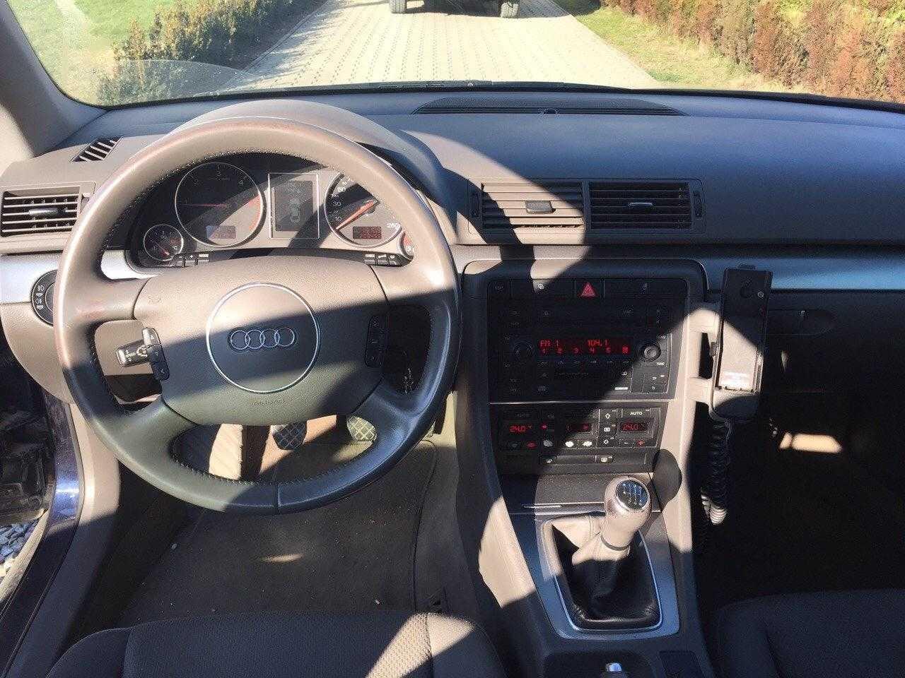 Audi-A4