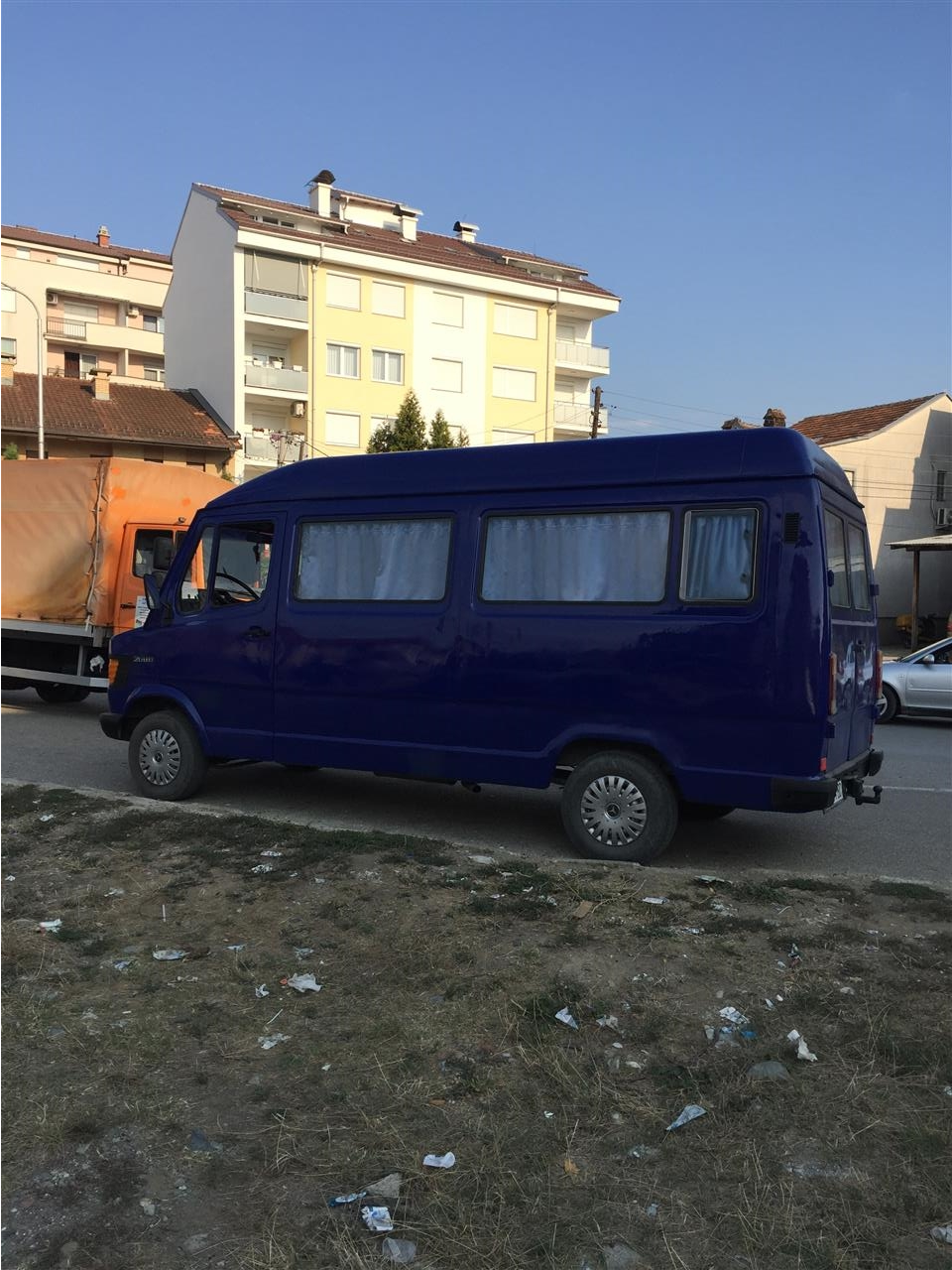 Minibus-