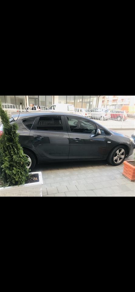 Opel-Astra