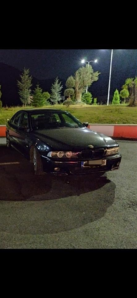 BMW-e39-520D-2003