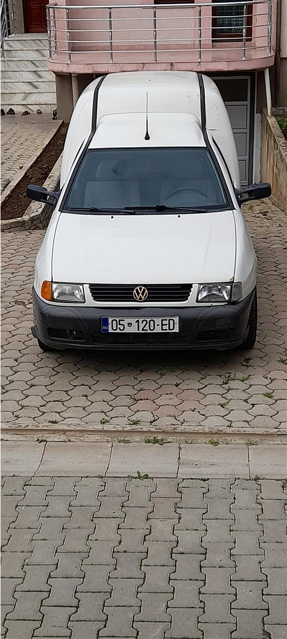 Caddy-1-9---2003-