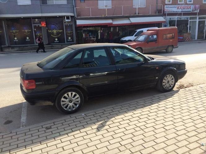 Shes. Audi B4