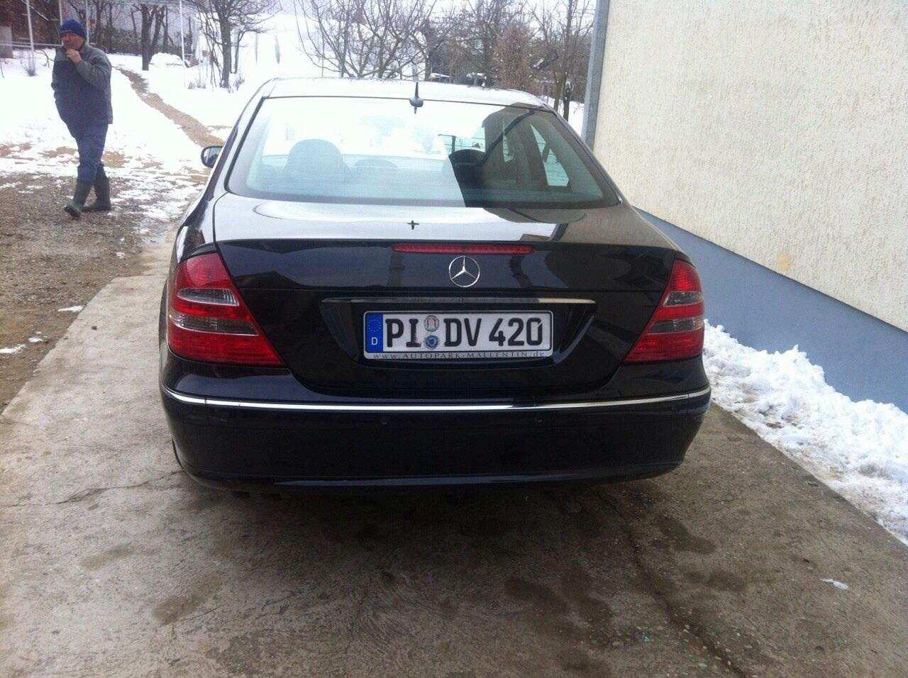 Mercedes-e-220