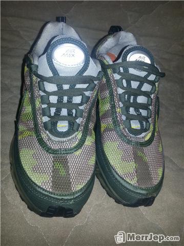 Pumat NIKE 