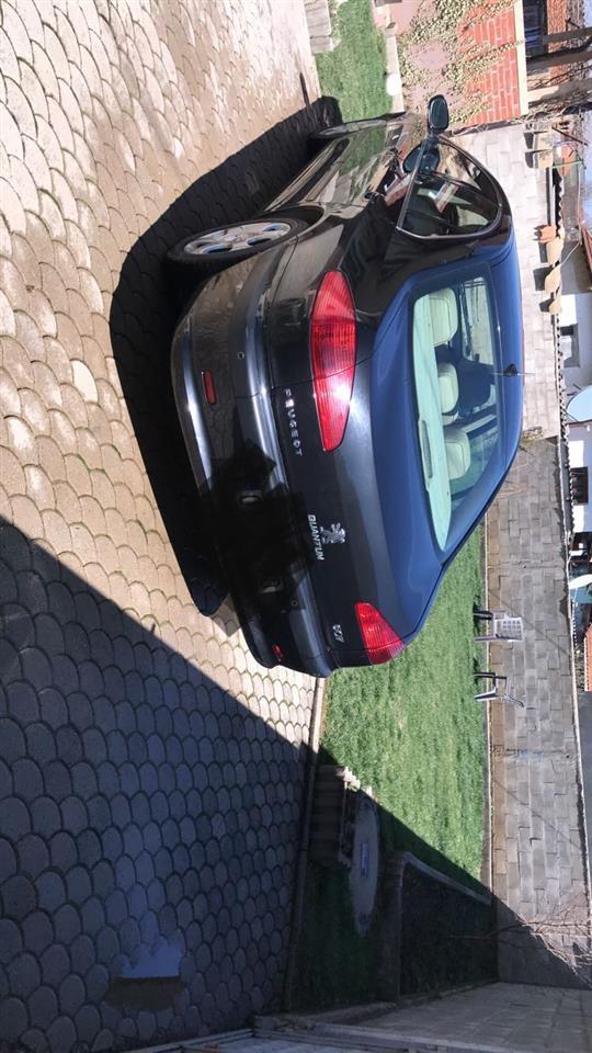 Peugeot-607
