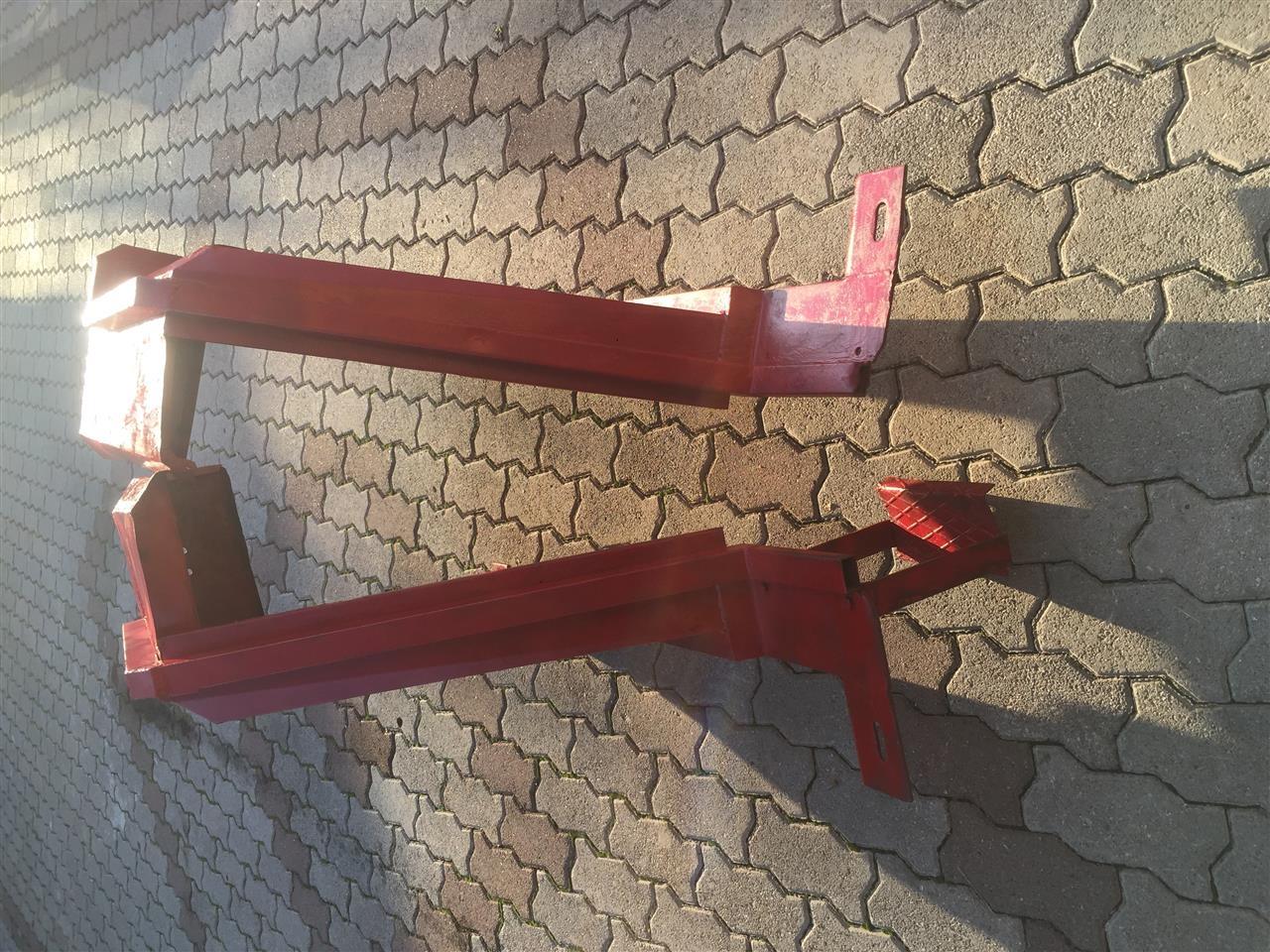 Shiten-krilla-e-Traktorit-