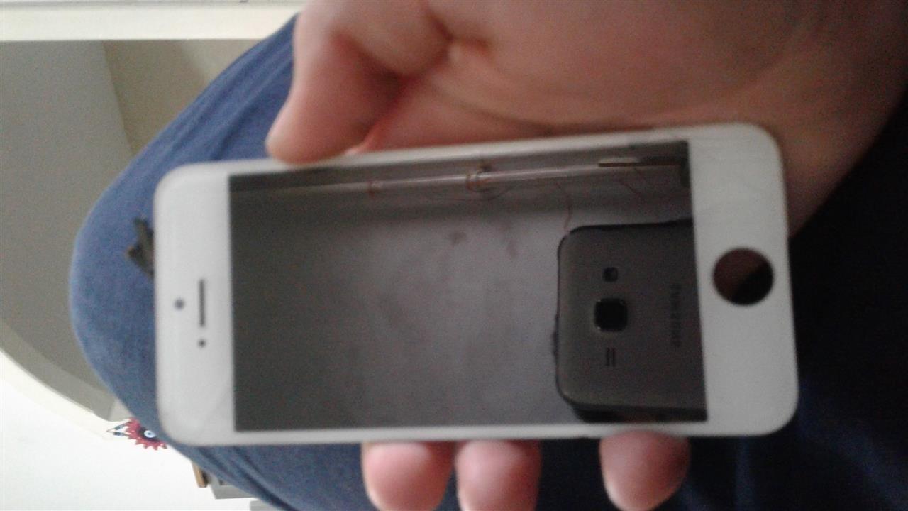 Shitet-Touch-Screen-Per-Iphone-5