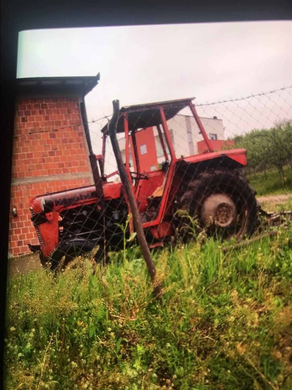 Traktor-IMT539
