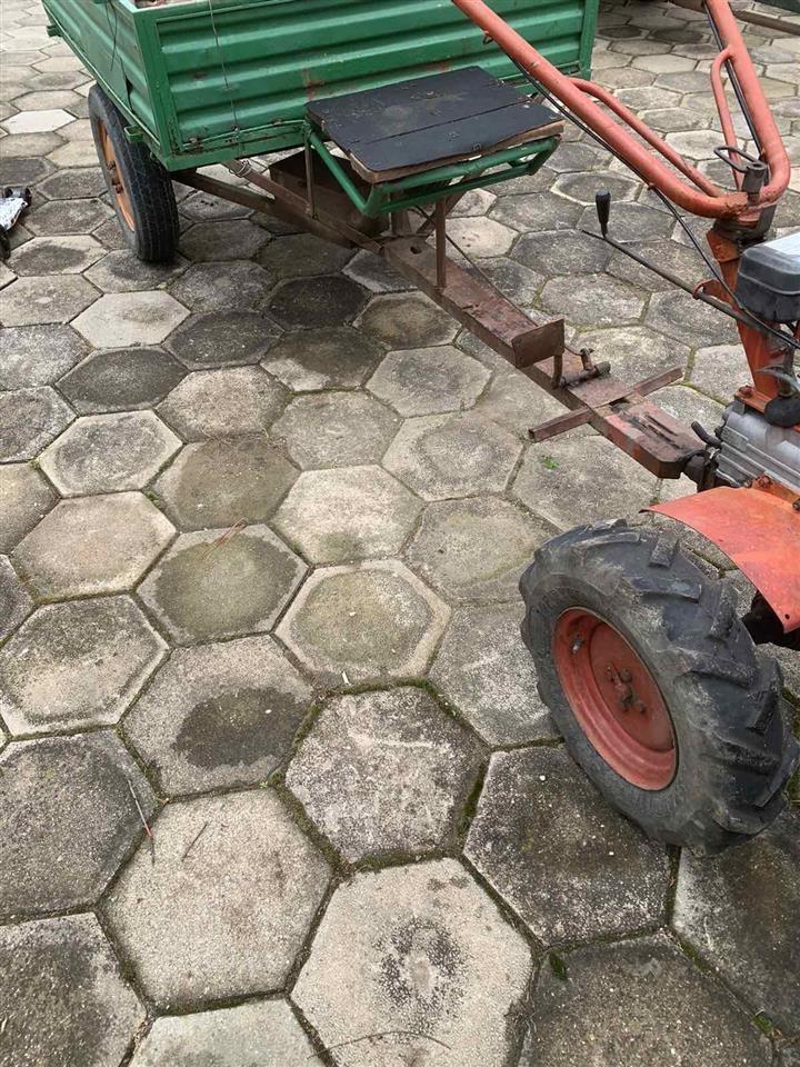 Traktor