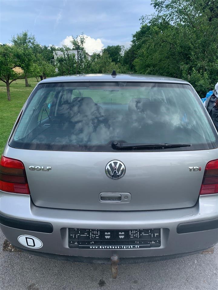 Golf. 4. 1.9. TDI. Automatike Ferizaj