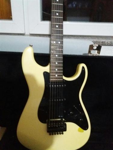 Gitare elektrike 