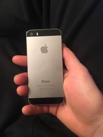 shes-iphone-5s