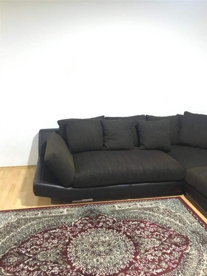 në-shitje-