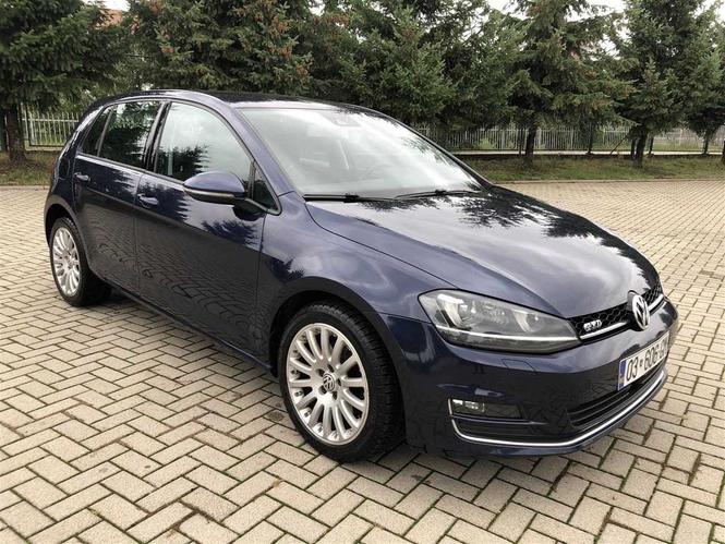 VW GOLF