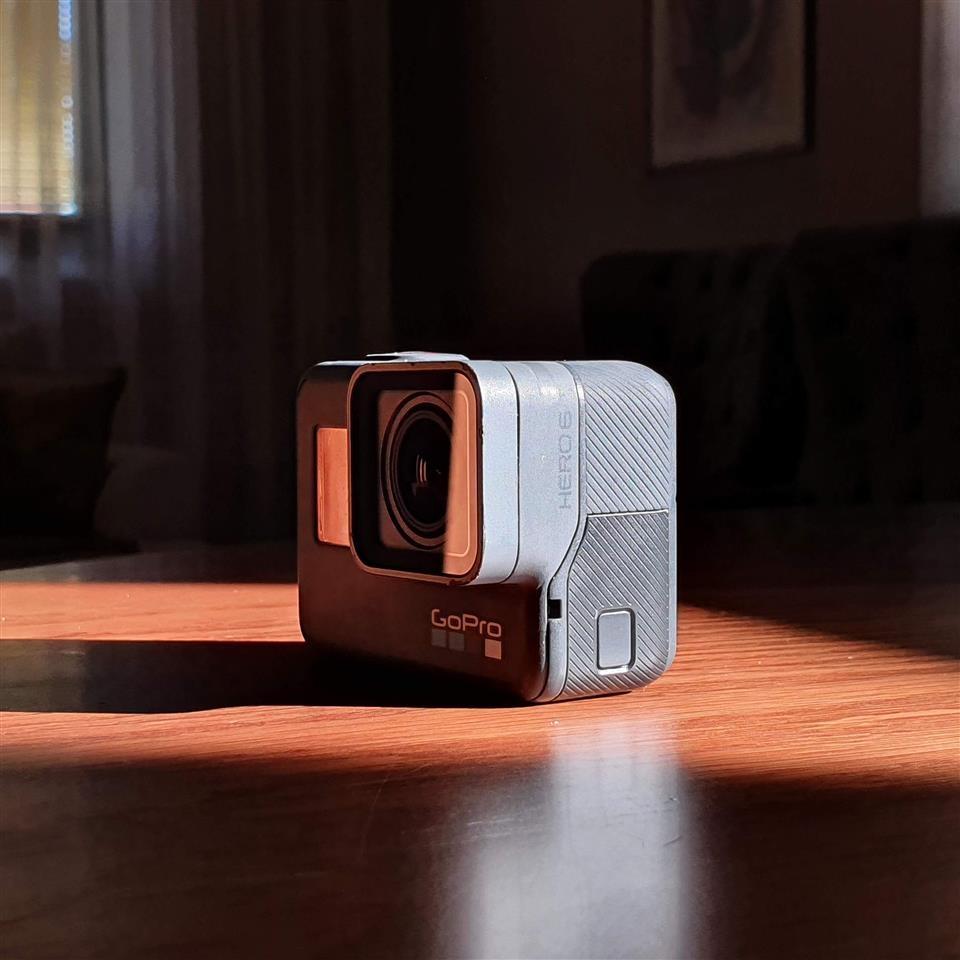 GoPro HERO6 Black – Kamerë Digjitale Touchscreen 4k 12MP | Pejë