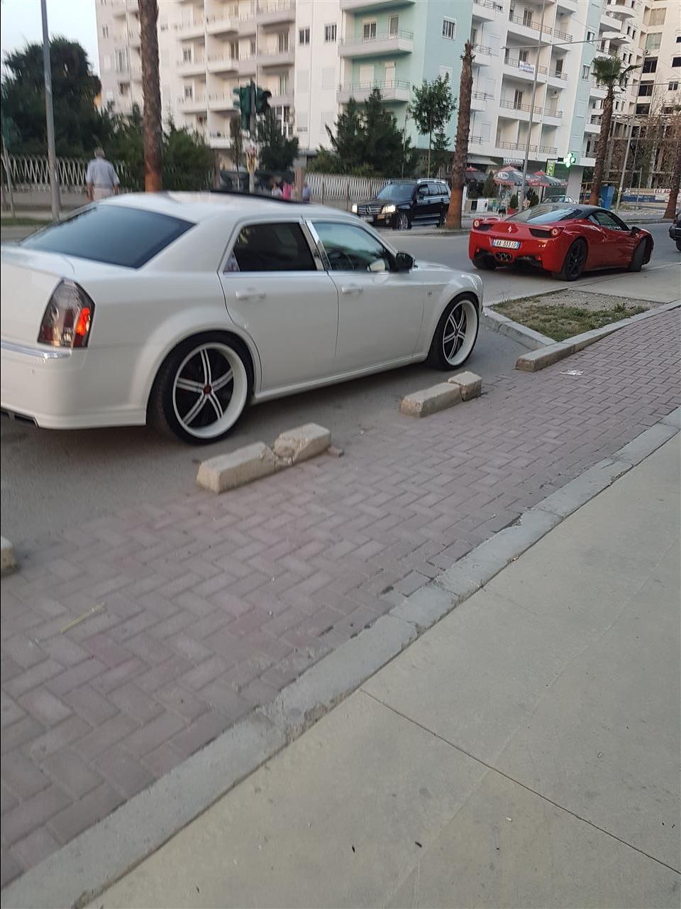 Chrysler-300c-crd