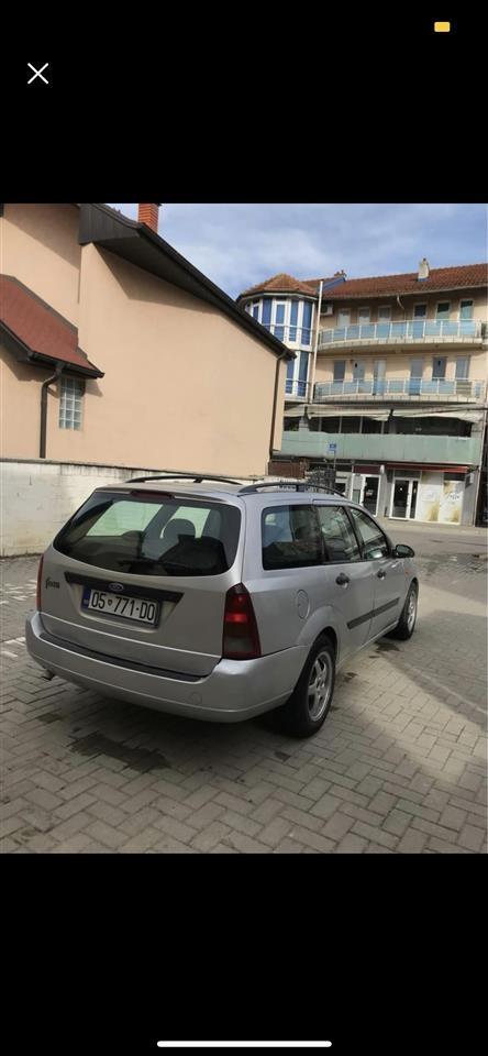 Ford-Focus-1-8-Dizell-