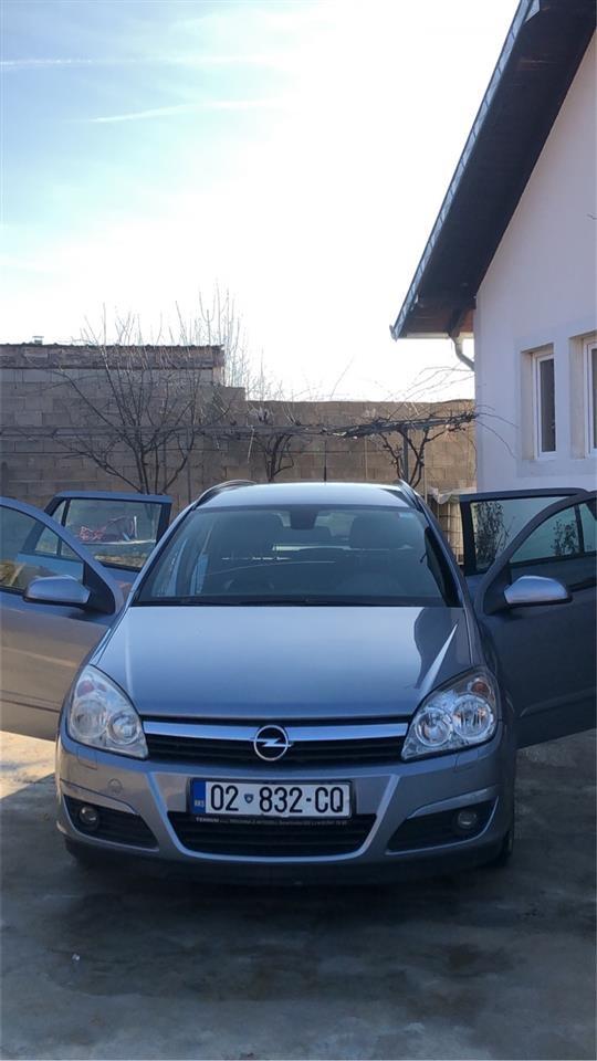 Shitet-OpelAstra