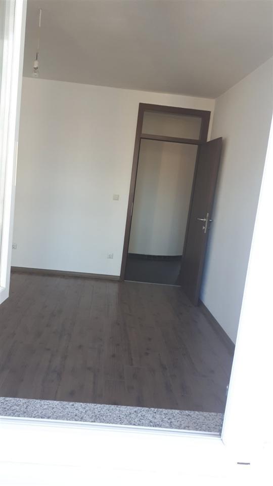 Shitet-banesa-80m-katror-ne-rrugen--Dardania-