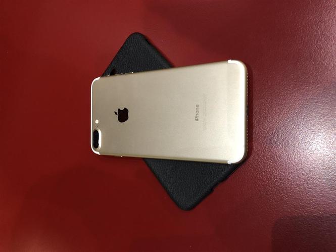 Iphone 7 plus gold Ndrrim