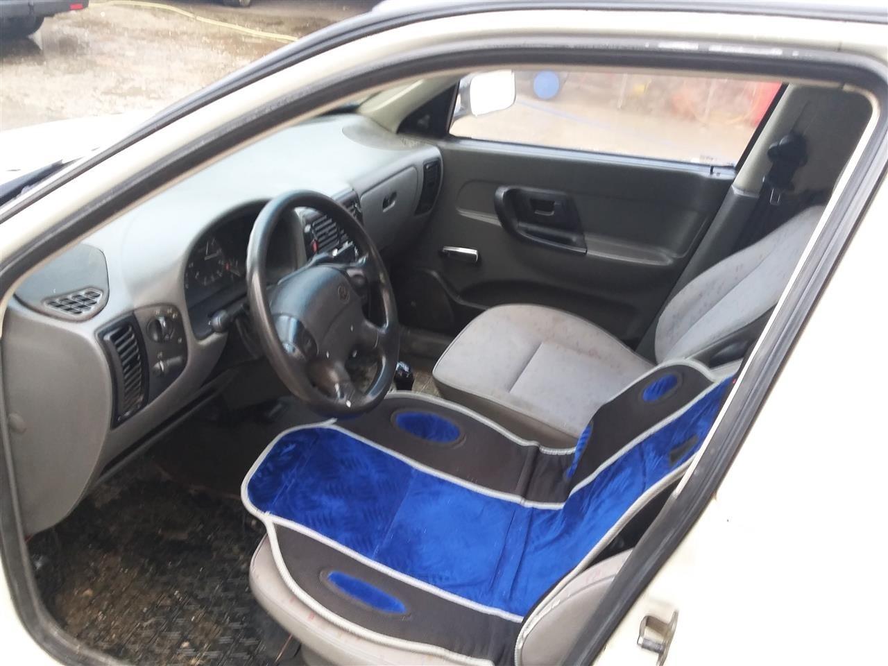 VW-caddy-1-9-sdi