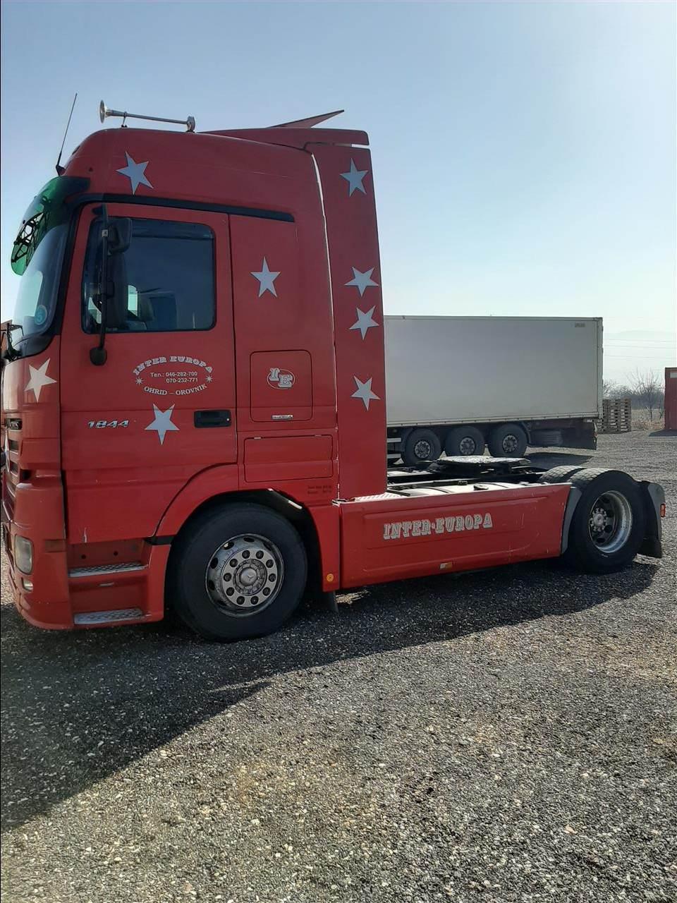 Actros-1844