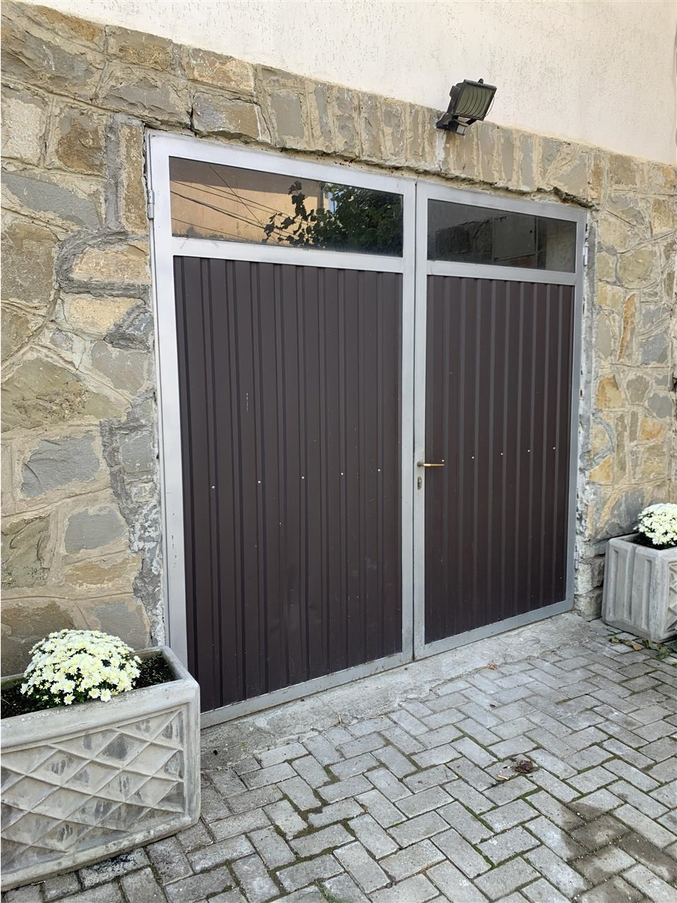 Dyer-per-garazhe