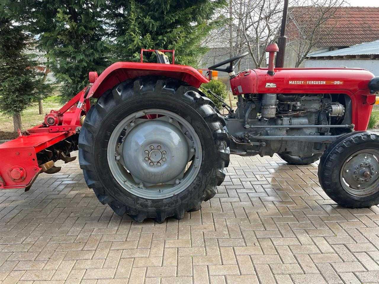 Traktor