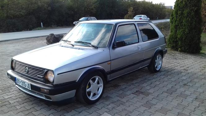 VW Golf 2
