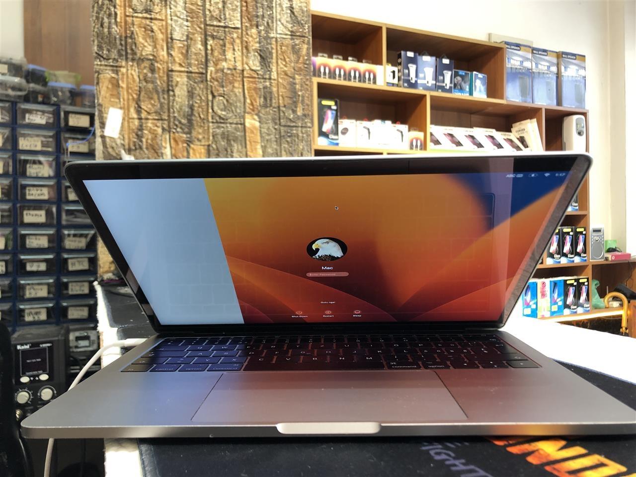 Macbook-pro-2017