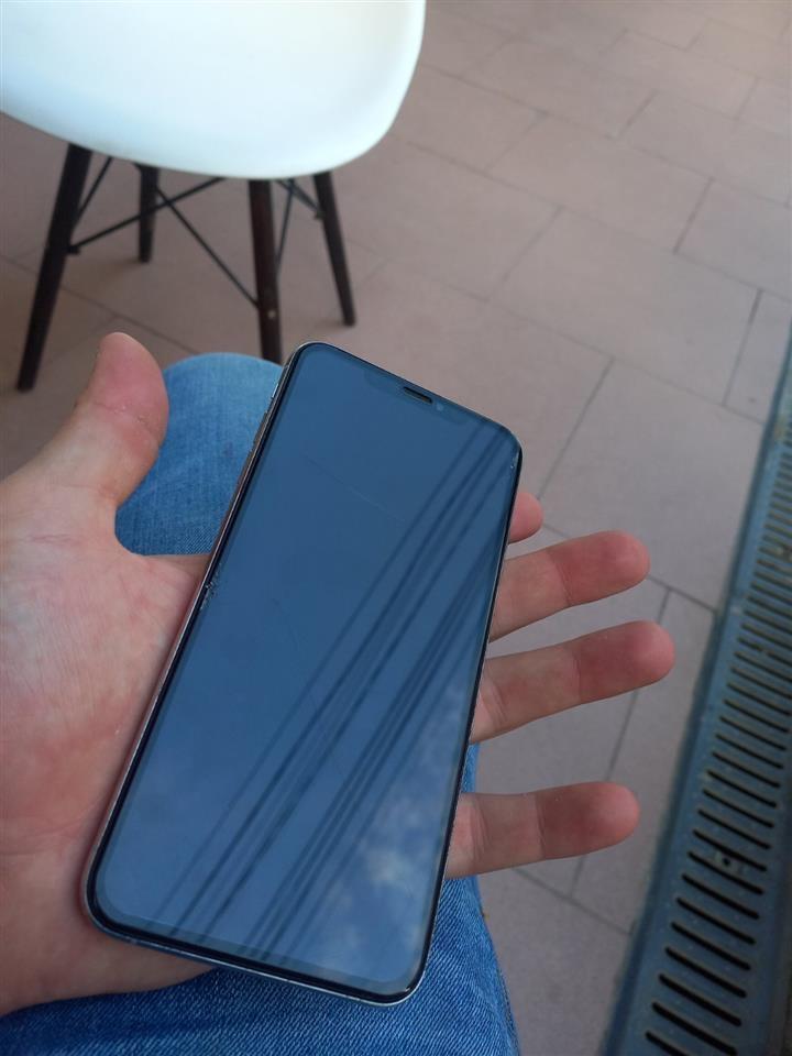 iphone-xs-max