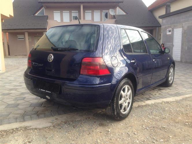 VW Golf 4