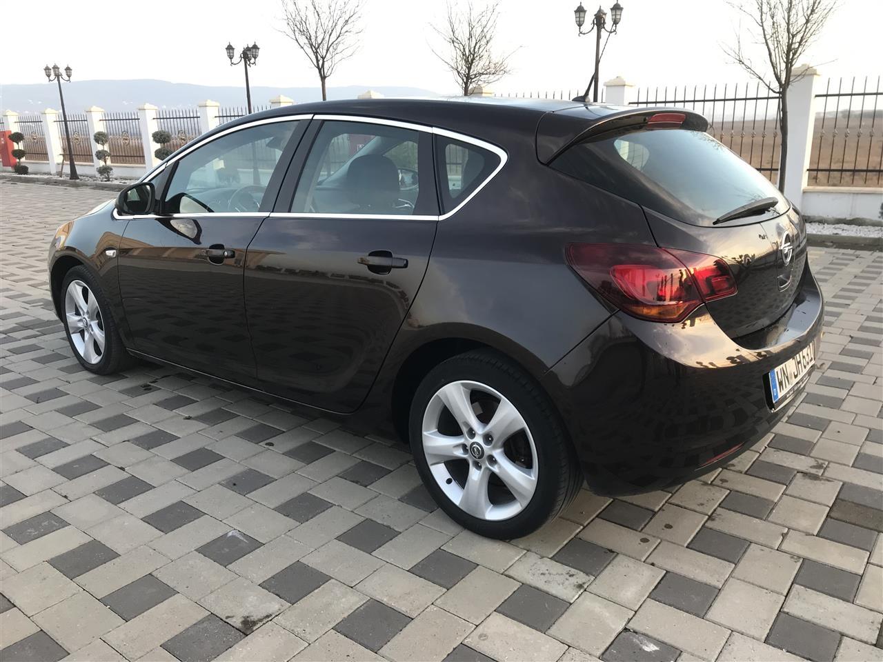 Shitet-opel-astra-