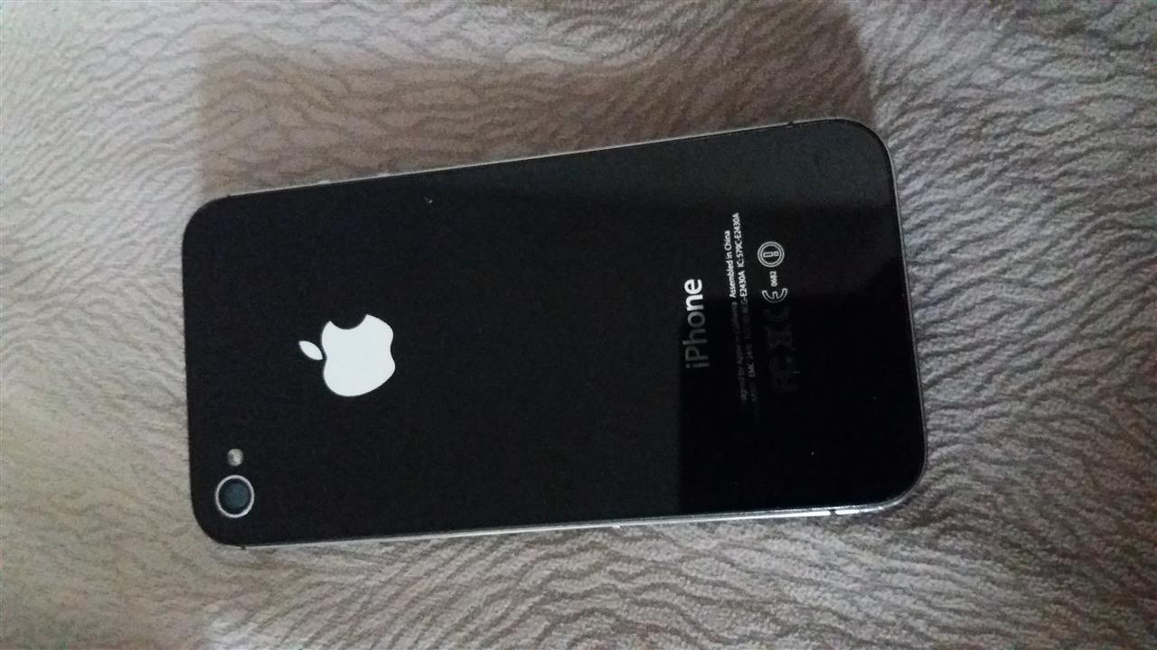 shes-iphone-4s
