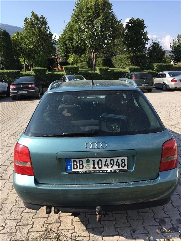 Audi-A4