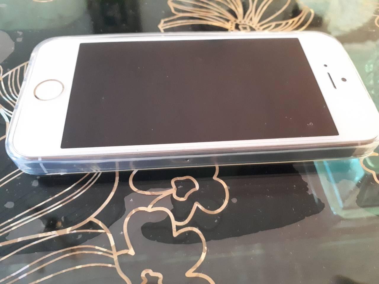 shes-iphone-5s