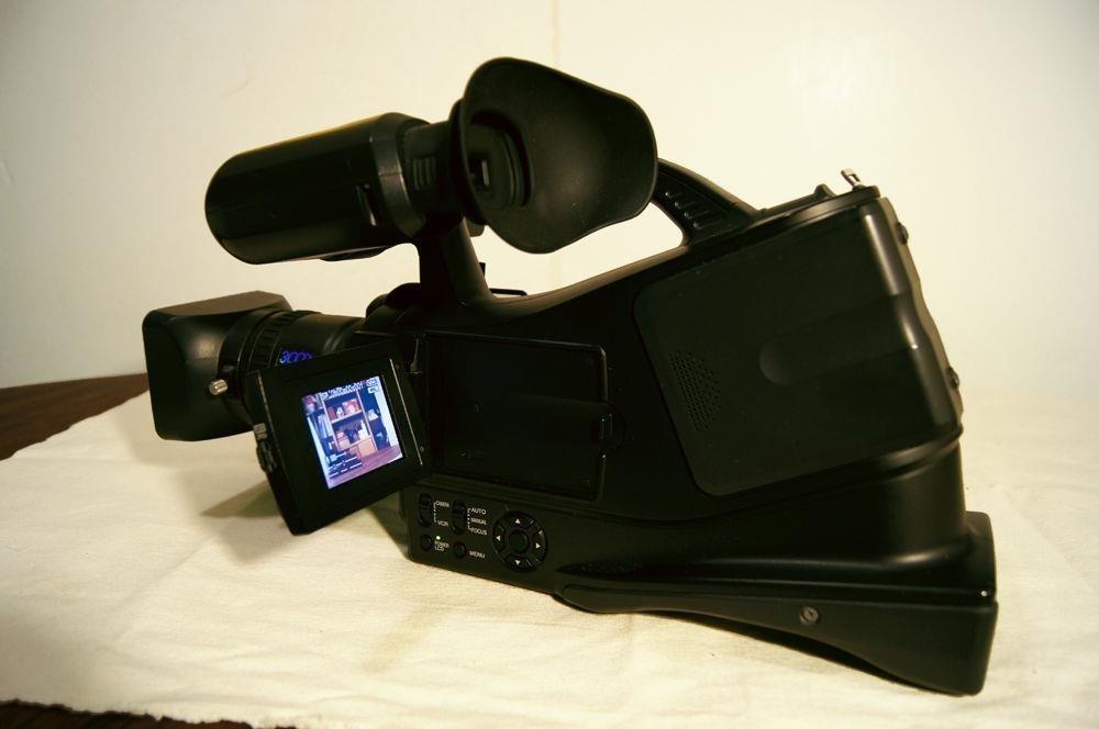 Kamera-Panasonic-MD10000