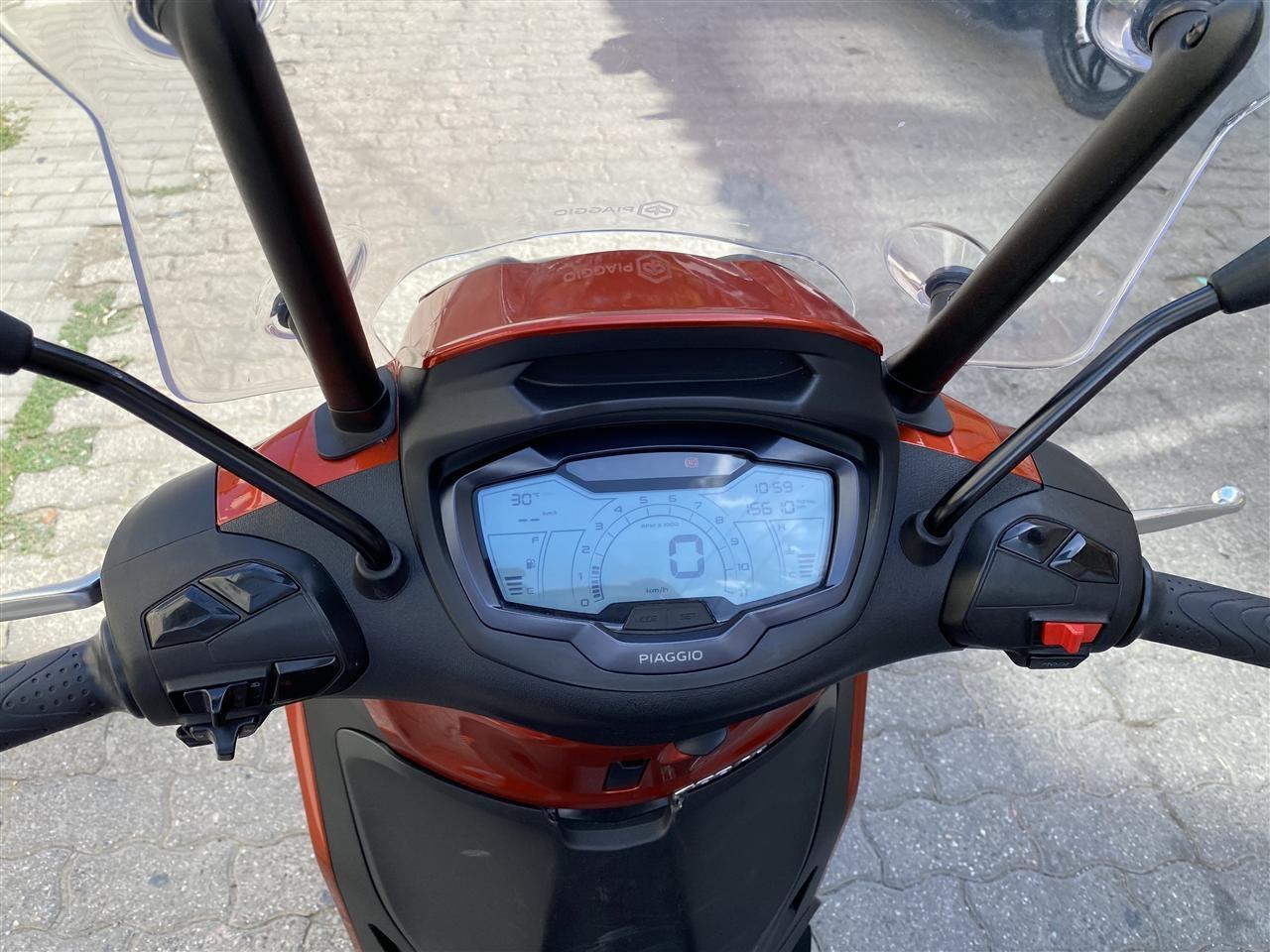 Beverly-400cc
