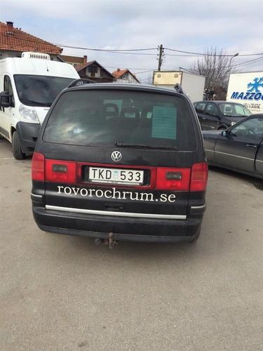 VW Sharan-02