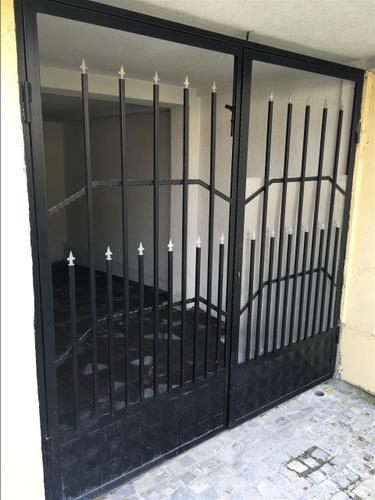 Dyer nga metali