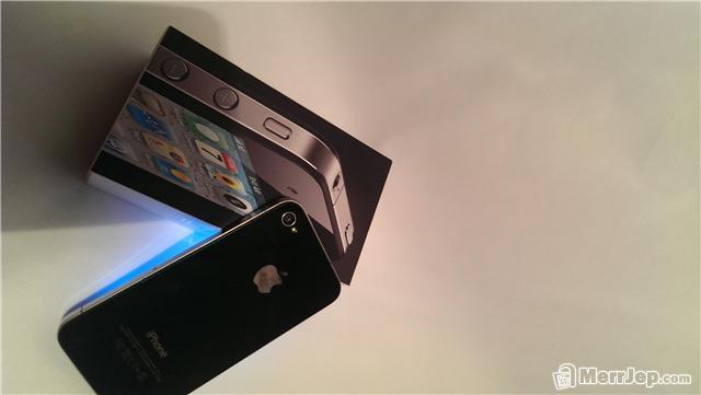 -2-iphone-4-