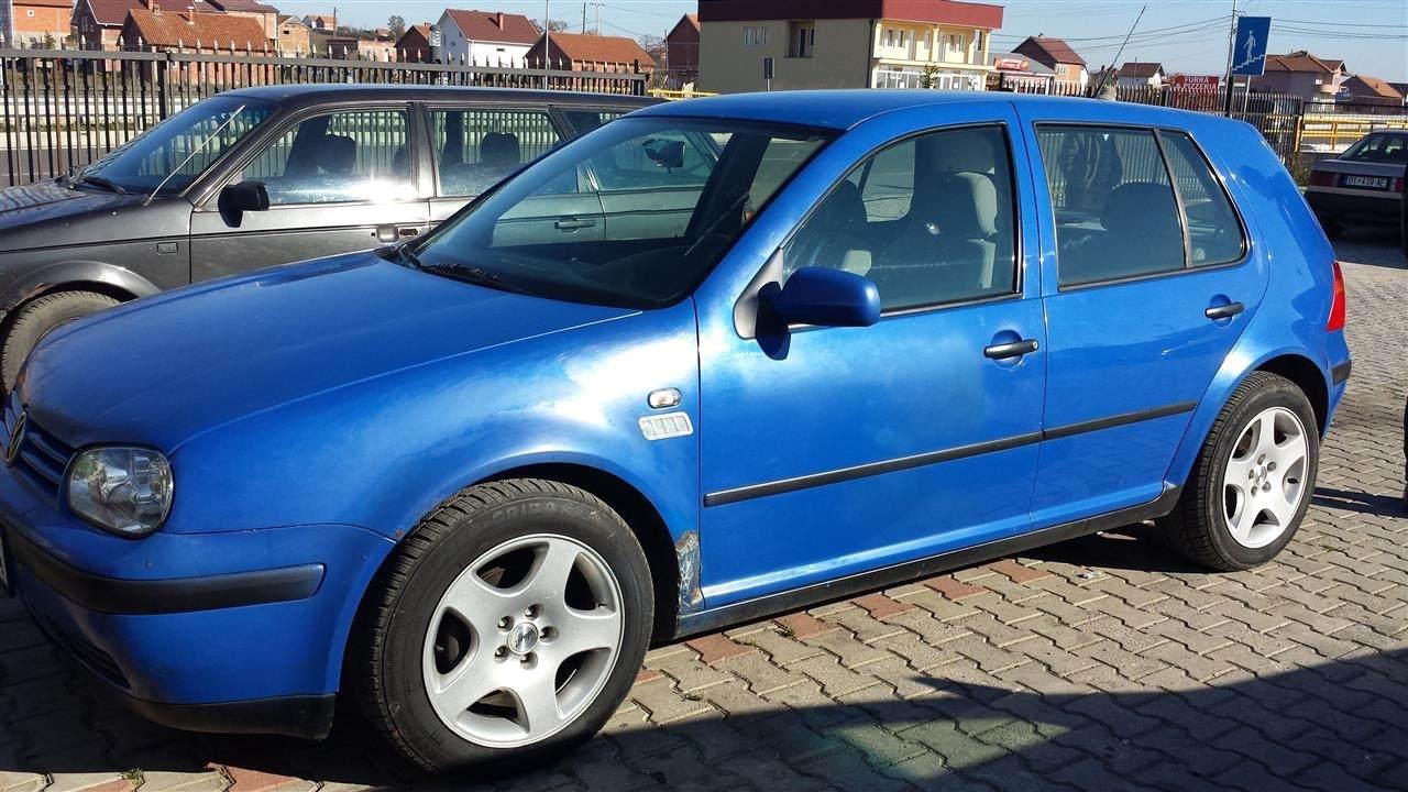 VW-Golf-4--99-