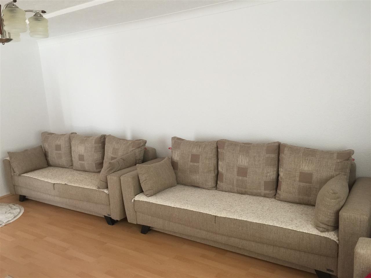Shes-Garnituren-Divan