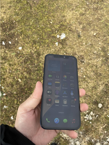 iPhone 12