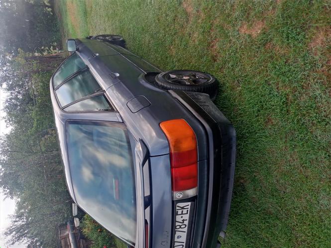 Audi 80