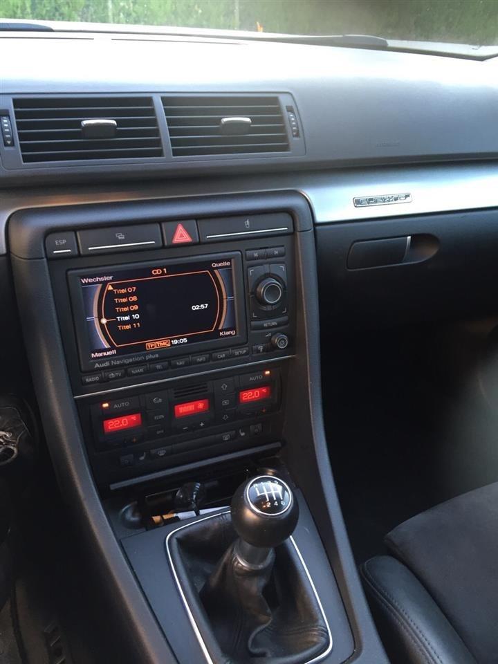 Audi-A4