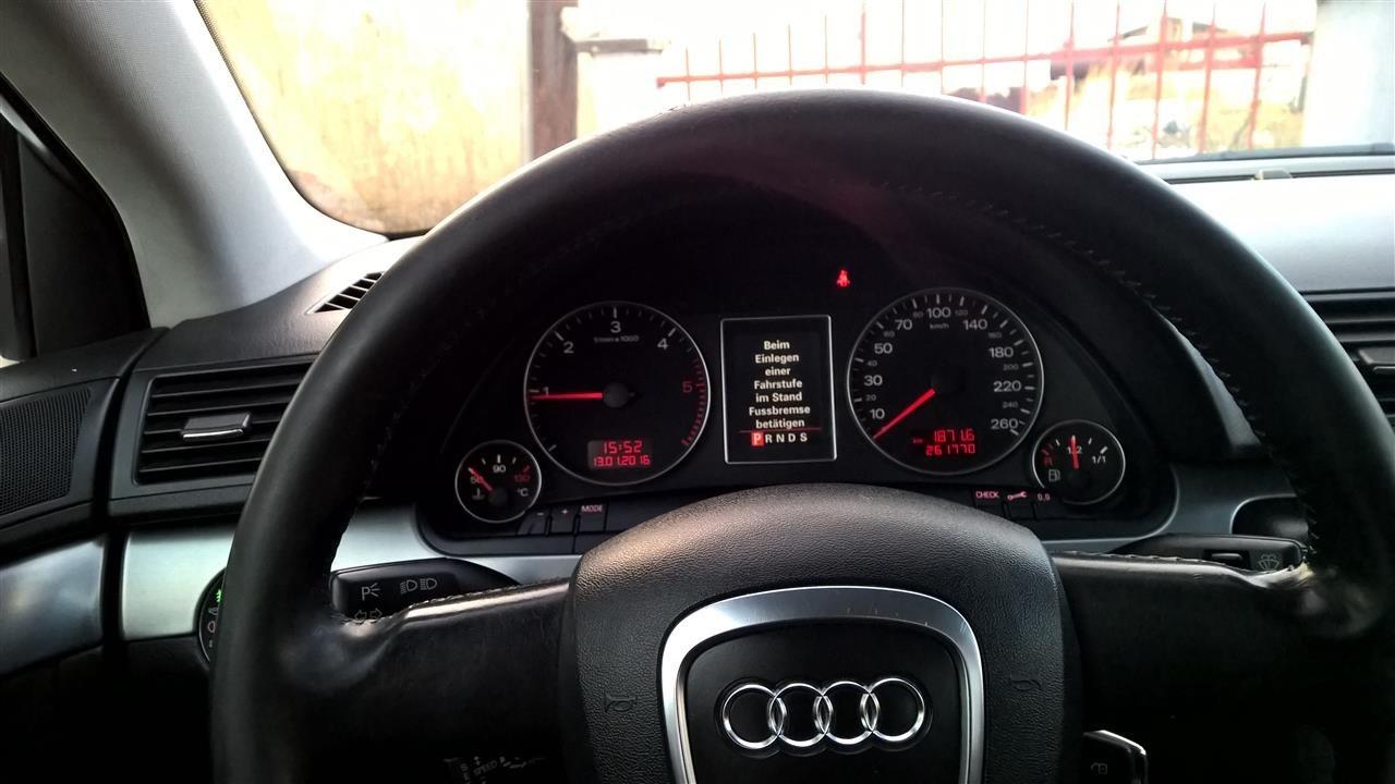 Shitet-Audi-A4-