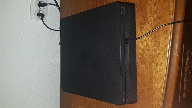 Ps4 slim