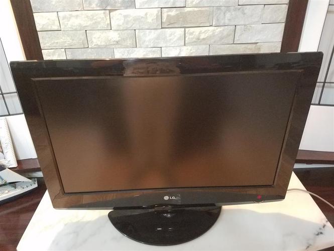 LG 32LG2000